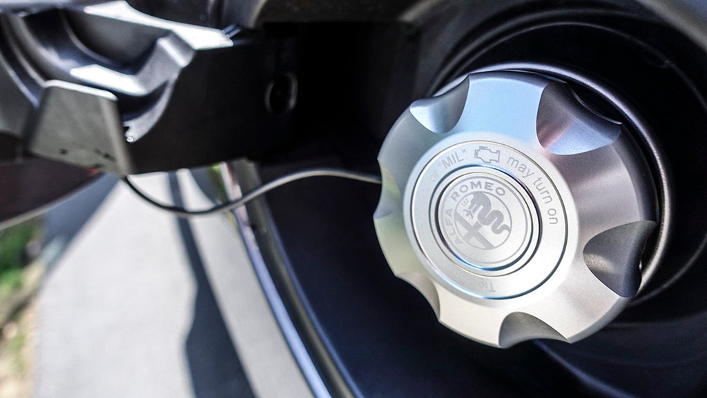 GENUINE ALFA ROMEO, GENUINE ALFA ROMEO ALUMINUM FUEL CAP - ALFA CORSA